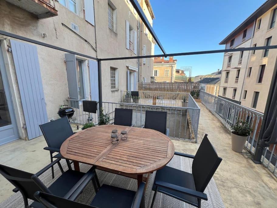 Coeur De Ville, Garage Prive Et Gratuit Avec Terrasse ! Cahors Extérieur photo